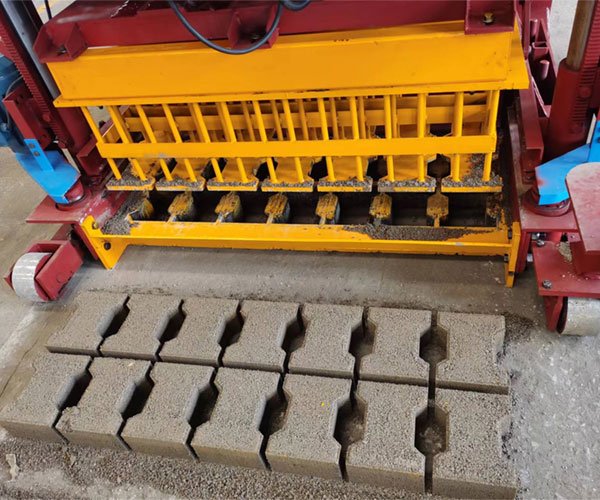 JMQ-10A Mobile Block Making Machine 