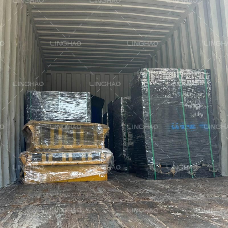 Block machine forming cycle in action—producing over 5700 blocks per day with 20-25 second cycle time