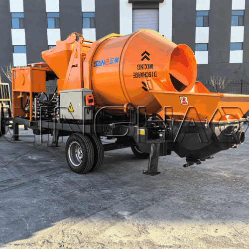 Final loading on January 11, 2026: mixer pump secured in container with reinforced legs and accessories packed