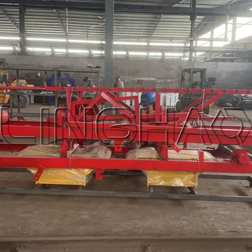 QTJ4-26 producing hollow bricks using fly ash and tailings—supporting green, low-cost production in Tanzania