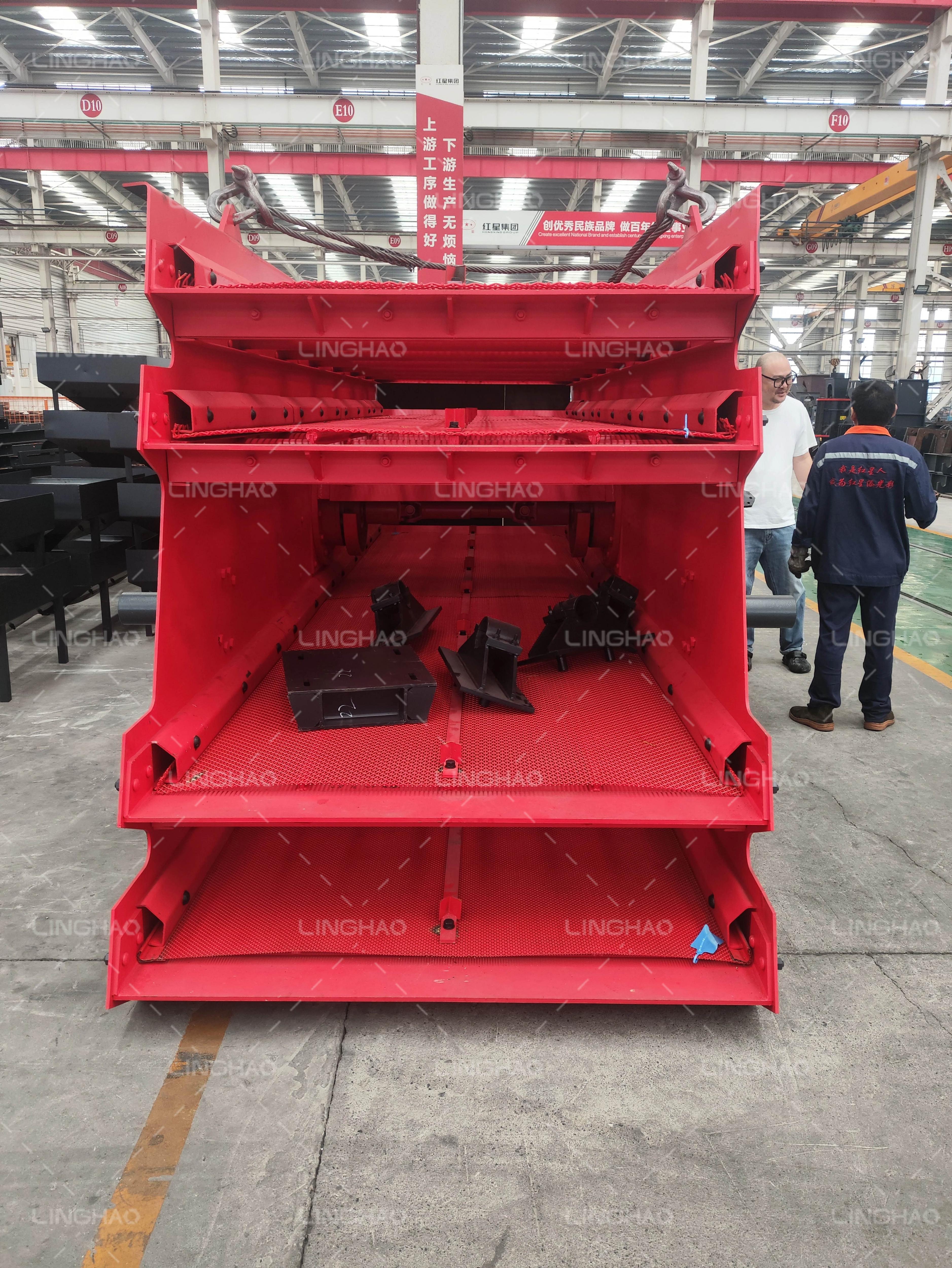 PF1007 Impact Crusher loaded for shipment to Russia at Sanqi Machinery port terminal