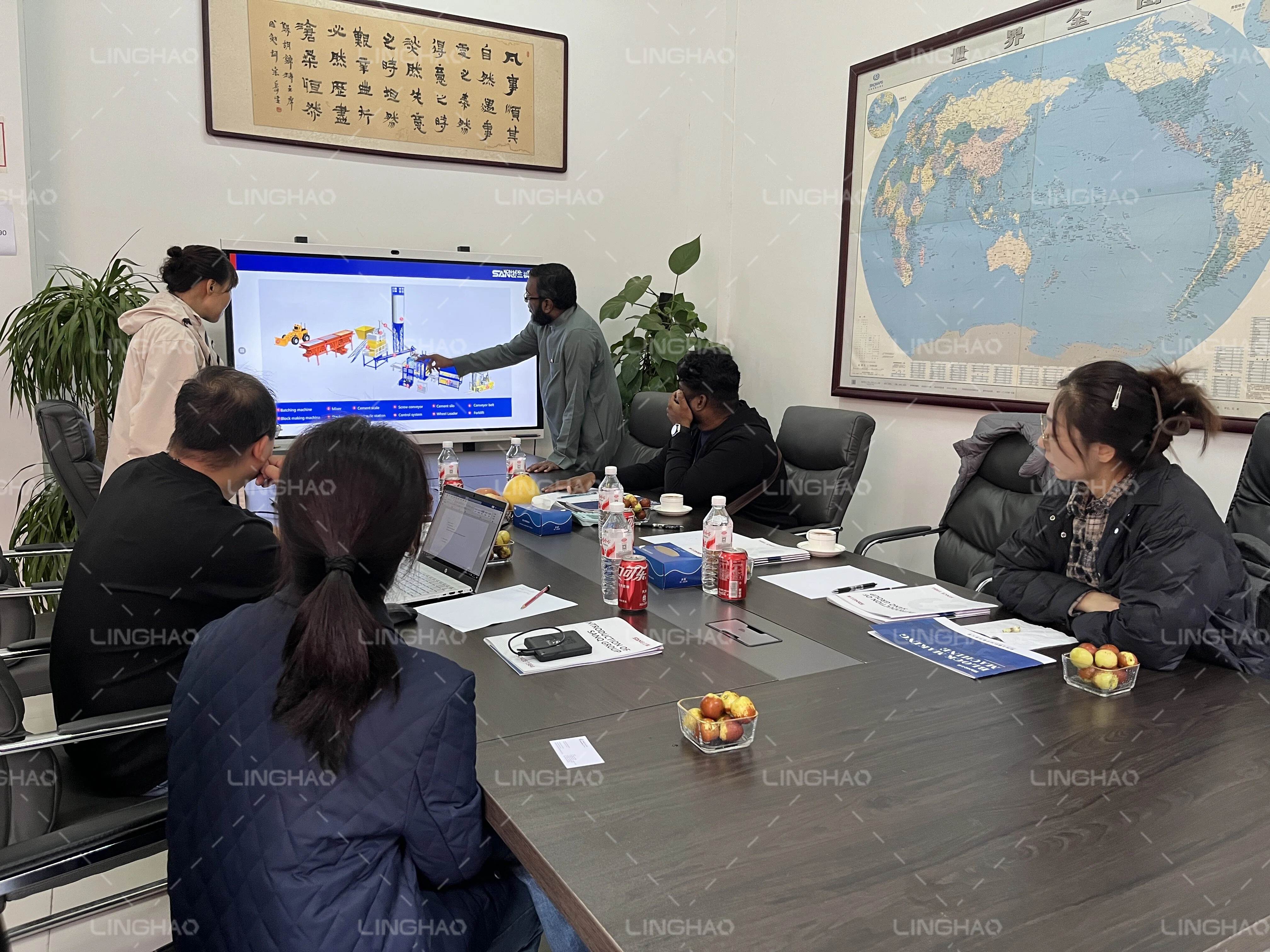 Group photo after successful technical discussion and factory tour at SanqGroup headquarters