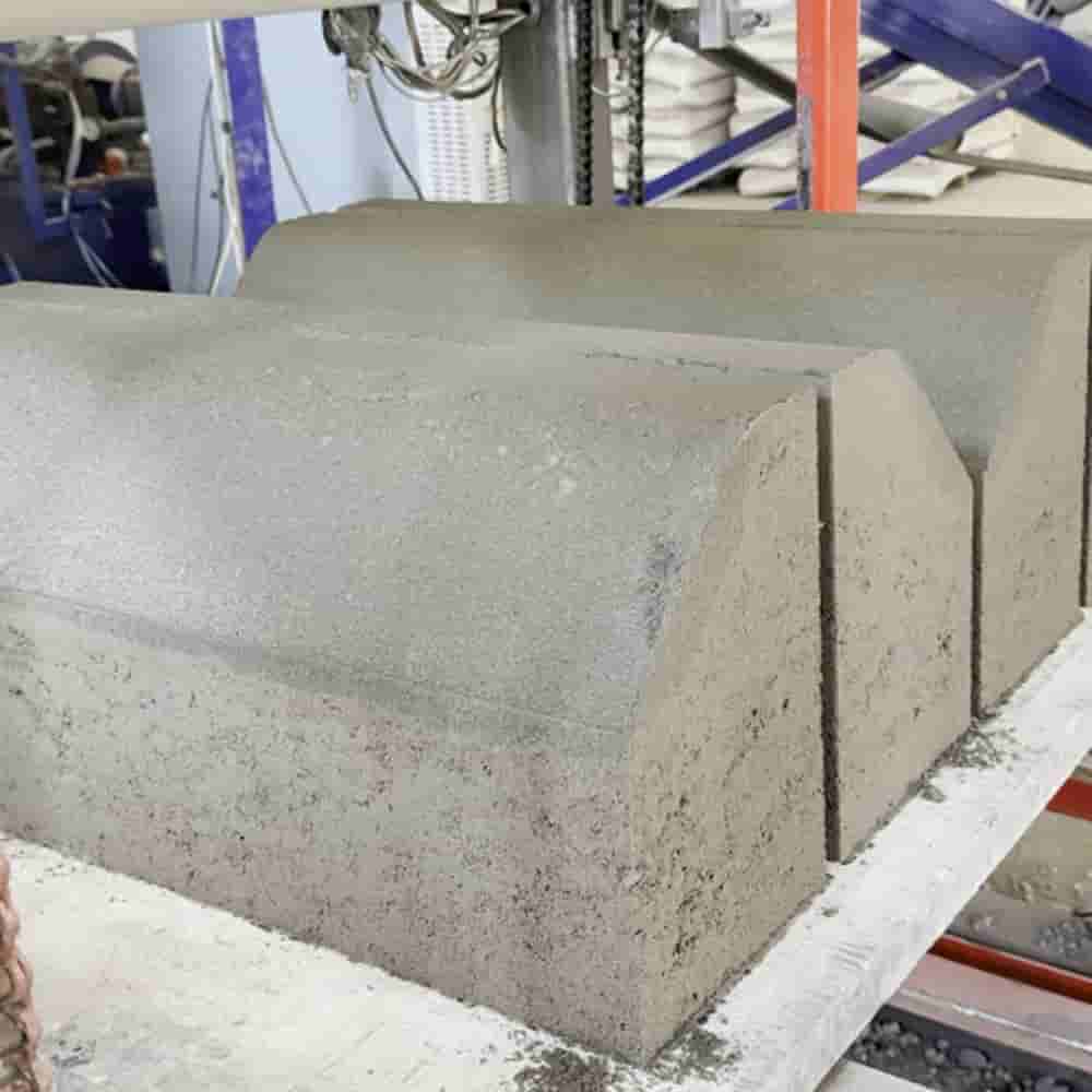 Curbstone